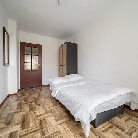 Апартаменты Wyspa Slodowa For 8 People By Bookinghost *