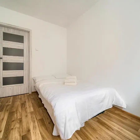 Апартаменты Wyspa Slodowa For 8 People By Bookinghost *