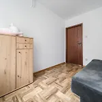 Apartment Wyspa Slodowa For 8 People By Bookinghost