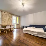 Wyspa Slodowa For 8 People By Bookinghost Wroclaw